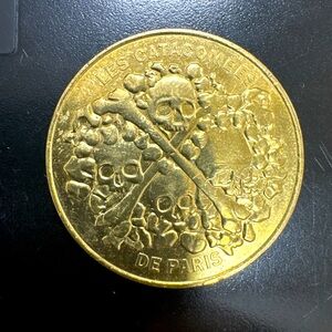 PARIS - LES CATACOMBES - 2017 Vintage Exhausted Coin Token Rare